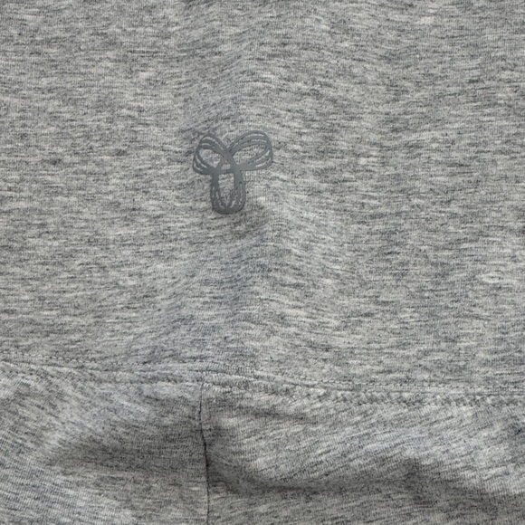 Tna Aritzia Gray and Tan Women's Bike Shorts - Picture 4 of 7